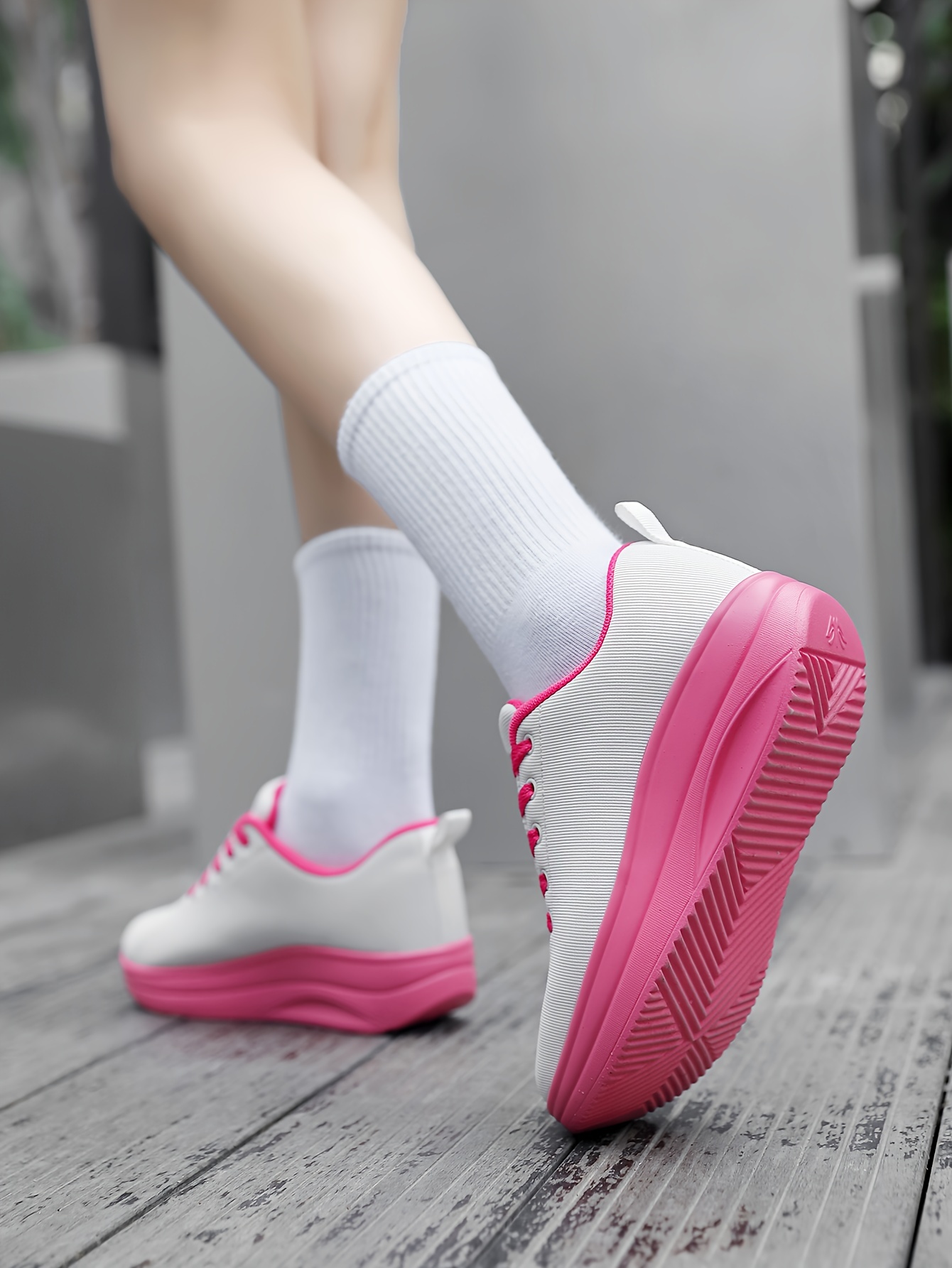 solid color chunky sneakers women s trendy comfortable details 2